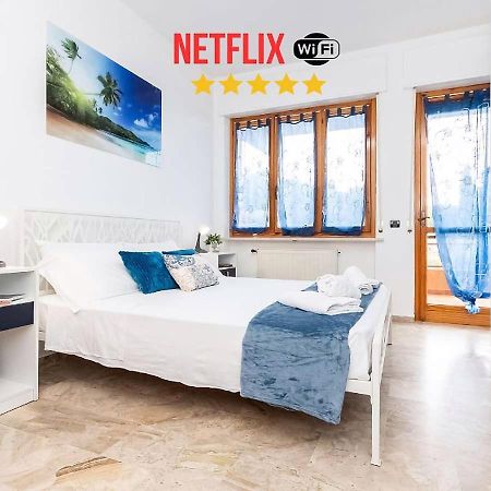 לאיגואליה Vista Mare & 300Mt Da Spiaggia Con Freeparking E Ac מראה חיצוני תמונה