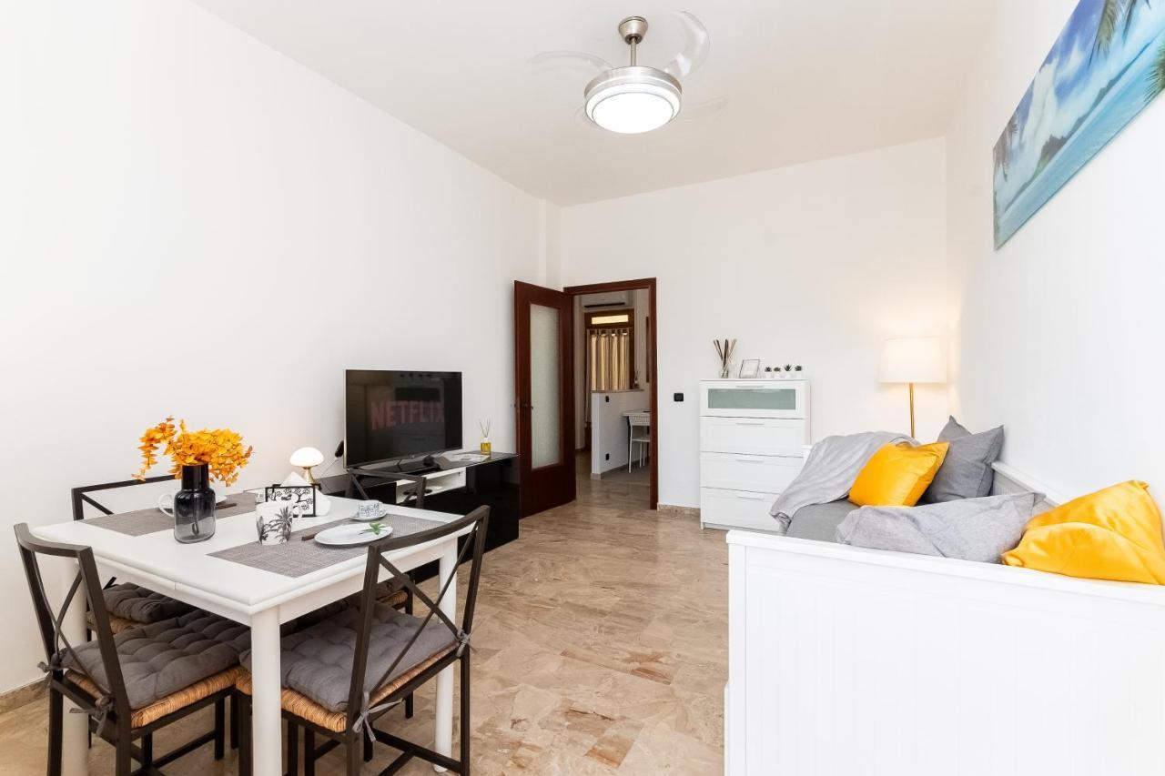 לאיגואליה Vista Mare & 300Mt Da Spiaggia Con Freeparking E Ac מראה חיצוני תמונה
